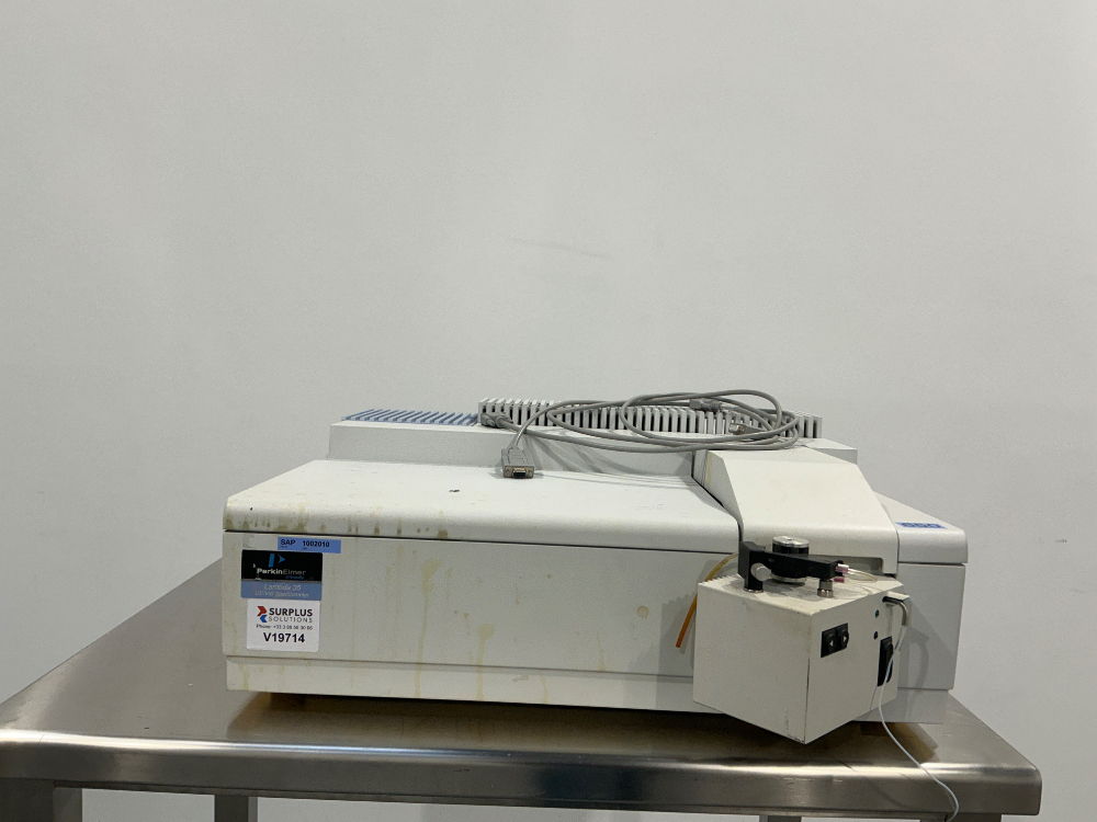 Image of Perkin Elmer Lambda 35 UV/VIS Spectrophotometer